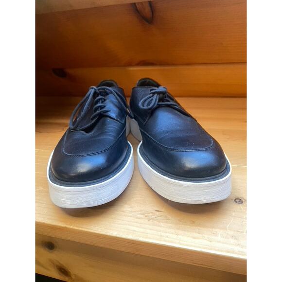 Bottega Veneta Loafers - Picture 10 of 13